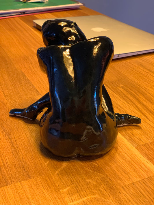 Femme émaillée